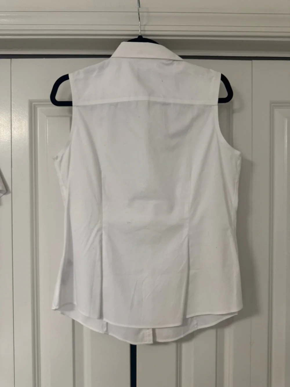 Brooks Brothers White Sleeveless Button-Down Shirt - Picture 7 of 7